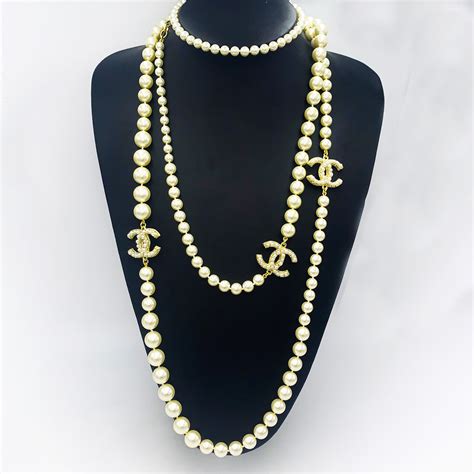 simple chanel necklace|cost of chanel pearl necklace.